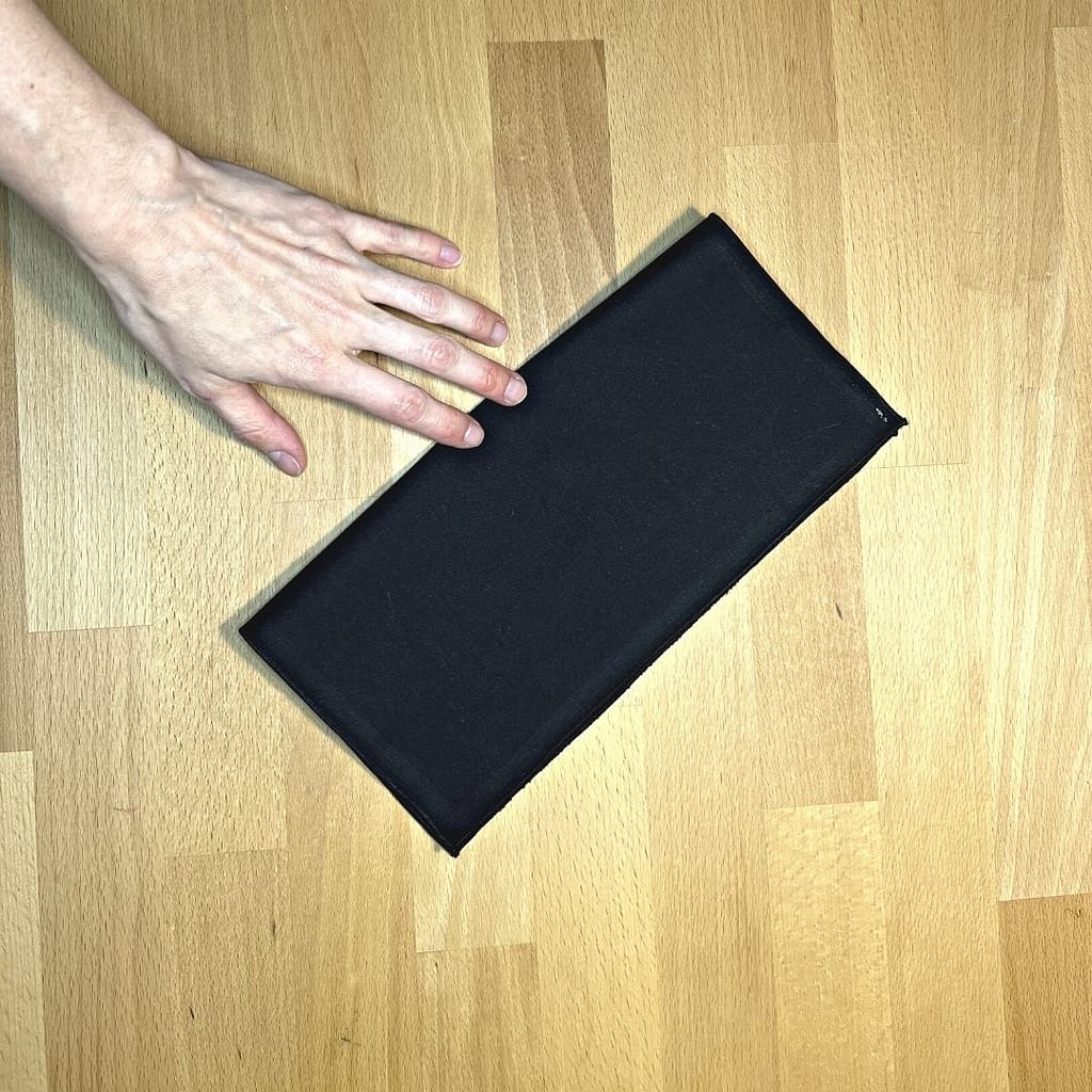 how to fold handkerchiefs