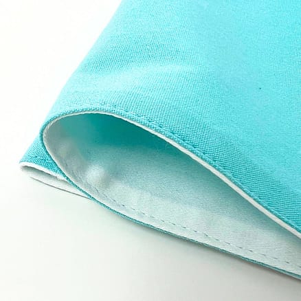mouchoir en tissu turquoise